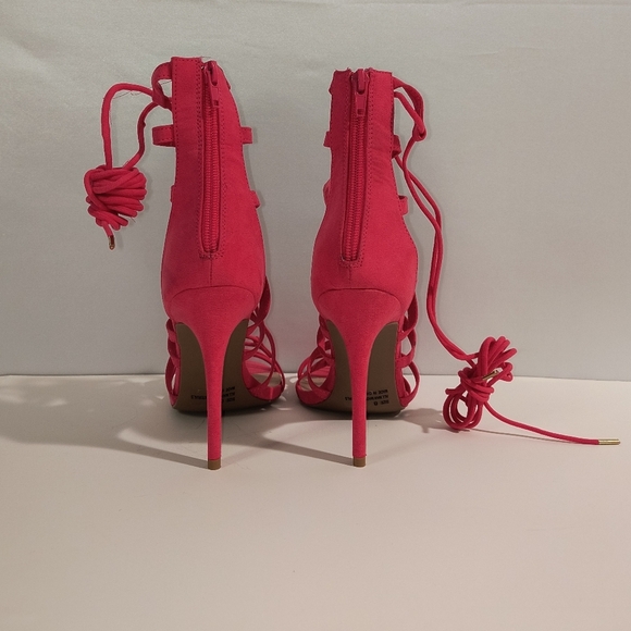 Qupid Women's 8 & 7.5 Pink Strappy Lace-Up Heels - Picture 2 of 8